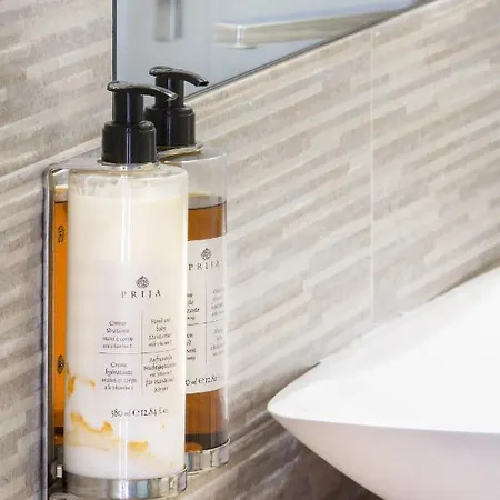 Bed & Breakfast Porta Di Sotto 3*