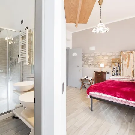 فندق مبيت وإفطار Porta Di Sotto