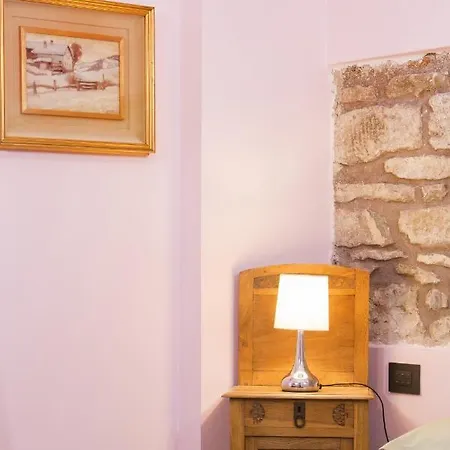 Porta Di Sotto Bed & Breakfast 3*