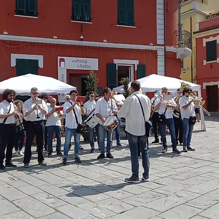 Porta Di Sotto Bed & Breakfast 3*