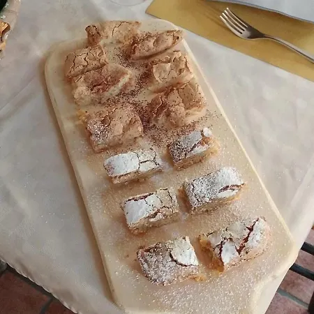 Porta Di Sotto Bed & Breakfast Fivizzano