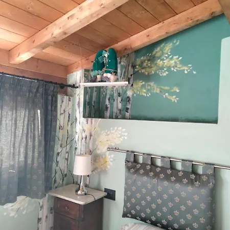 Porta Di Sotto Bed & Breakfast *