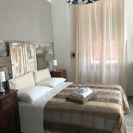 Porta Di Sotto Bed & Breakfast